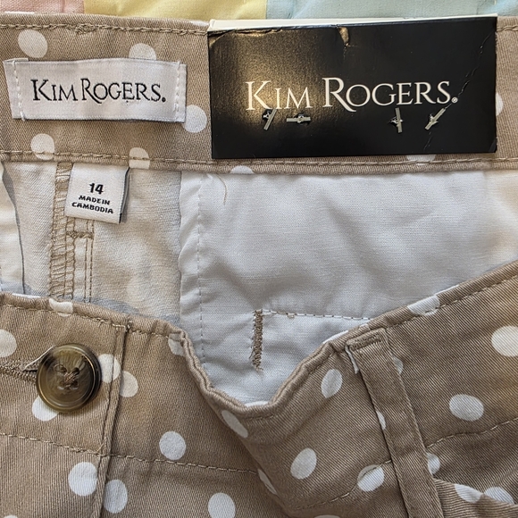 NWT Kim Rogers Polka Dot Bermuda Shorts Stretch Beach Sand/White Women's 14 - Picture 6 of 10